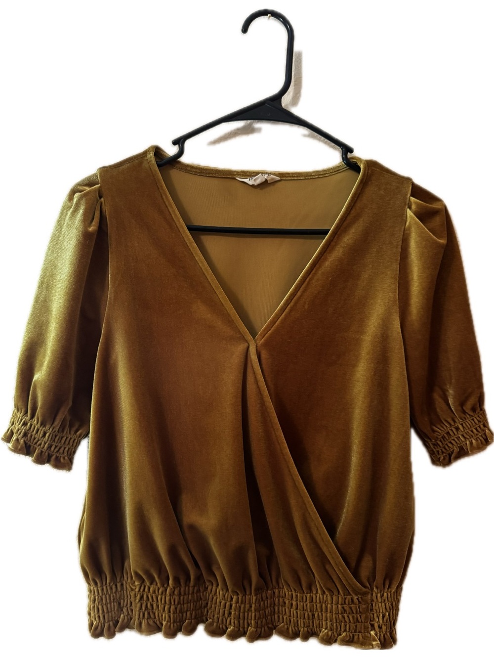 Madewell Olive Green Velvet V-Neck Puff Sleeve Top